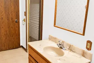 525 Lakewood Dr S, Maplewood, MN 55119 - Photo 31