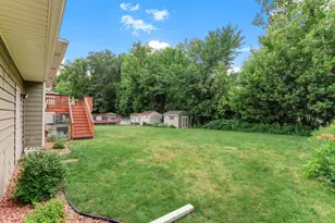 525 Lakewood Dr S, Maplewood, MN 55119 - Photo 43