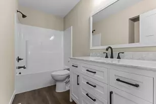 808 5th Ave SW, Isanti, MN 55040 - Photo 25