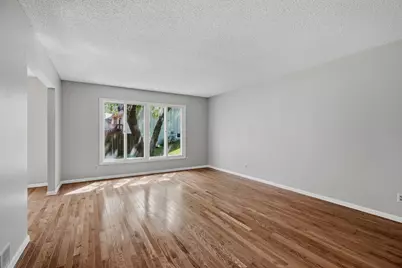 9401 Briar Road, Bloomington, MN 55437 - Photo 15