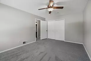 9401 Briar Rd, Bloomington, MN 55437 - Photo 19