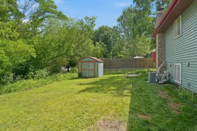 9401 Briar Road, Bloomington, MN 55437 - Photo 39