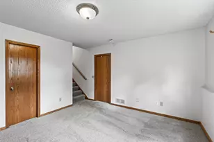 14799 Endicott Way, Apple Valley, MN 55124 - Photo 29