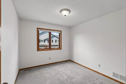 14799 Endicott Way, Apple Valley, MN 55124 - Photo 19