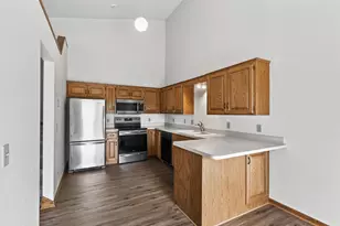 14799 Endicott Way, Apple Valley, MN 55124 - Photo 15