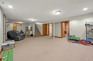 2106 Blomquist Ave, White Bear Lake, MN 55110 - Photo 39