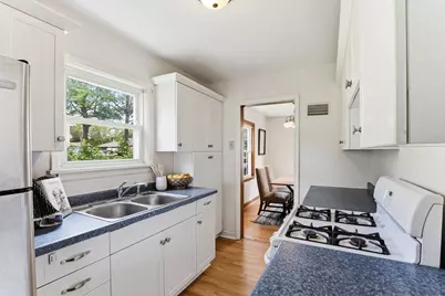 1873 Hawthorne Avenue E, Saint Paul, MN 55119 - Photo 11