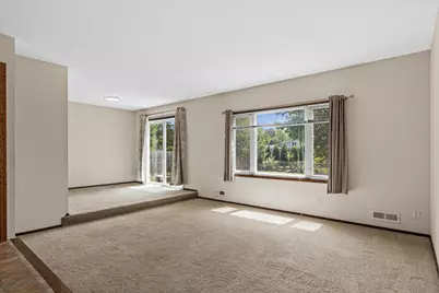 8757 75th Street S, Cottage Grove, MN 55016 - Photo 5