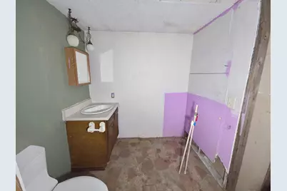 47099 Center Street W, East Grand Forks, MN 56721 - Photo 11