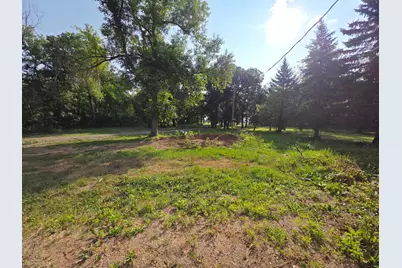 47099 Center Street W, East Grand Forks, MN 56721 - Photo 17