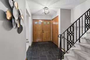 2095 Kelly Dr, Golden Valley, MN 55427 - Photo 31