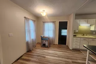 822 2nd St NW, Pipestone, MN 56164 - Photo 9