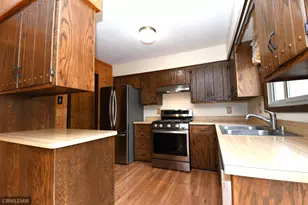 113 Quehl Ave S, Lakeland, MN 55043 - Photo 9