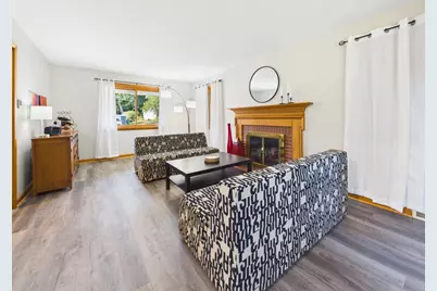 1209 Pine Street W, Stillwater, MN 55082 - Photo 5