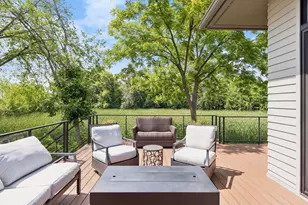 324 Hampton St, Wayzata, MN 55391 - Photo 3