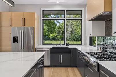 324 Hampton Street, Wayzata, MN 55391 - Photo 7