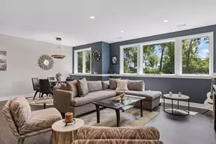 324 Hampton St, Wayzata, MN 55391 - Photo 33