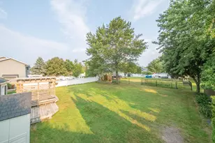 7685 Upper 45th St N, Oakdale, MN 55128 - Photo 33