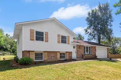 7541 Immanuel Avenue Court S, Cottage Grove, MN 55016 - Photo 3