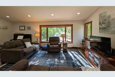1216 Oak Drive, Montevideo, MN 56265 - Photo 3