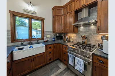 1216 Oak Drive, Montevideo, MN 56265 - Photo 5