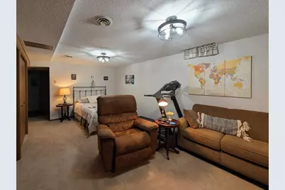 1216 Oak Drive, Montevideo, MN 56265 - Photo 29