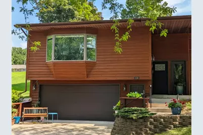 1216 Oak Drive, Montevideo, MN 56265 - Photo 1