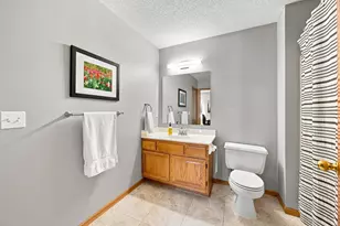 8473 Cortland Rd, Eden Prairie, MN 55344 - Photo 21