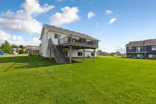 1220 Ivy Wy, Faribault, MN 55021 - Photo 7