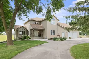 1450 Jefferson St SE, Hutchinson, MN 55350 - Photo 1
