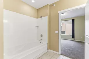 1070 Grandview Ct NE, Columbia Heights, MN 55421 - Photo 15