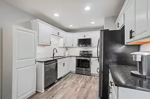 38268 Explorer Cir, North Branch, MN 55056 - Photo 7