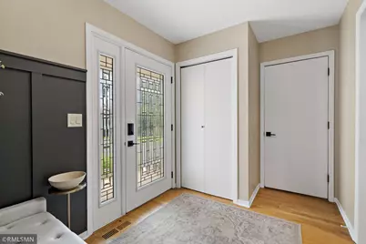 10581 Lake Fall Drive, Eden Prairie, MN 55347 - Photo 5