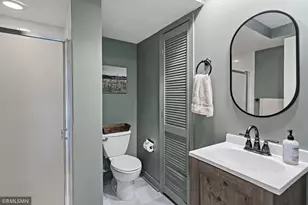 10581 Lake Fall Dr, Eden Prairie, MN 55347 - Photo 29