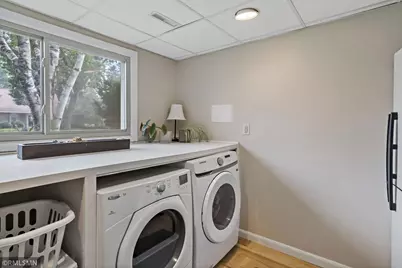 10581 Lake Fall Drive, Eden Prairie, MN 55347 - Photo 25