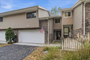 18321 Creeks Bend Dr, Minnetonka, MN 55345 - Photo 1