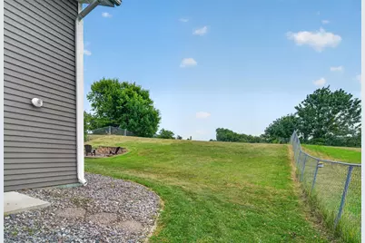 9466 Irving Avenue N, Brooklyn Park, MN 55444 - Photo 27