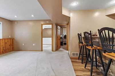 9466 Irving Avenue N, Brooklyn Park, MN 55444 - Photo 19
