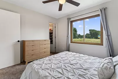 9466 Irving Avenue N, Brooklyn Park, MN 55444 - Photo 11