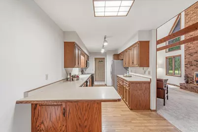 1817 Oregon Trail, Saint Cloud, MN 56301 - Photo 7
