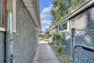 2765 Merrill St, Roseville, MN 55113 - Photo 29
