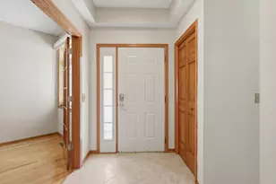 18220 Cattail Ct, Eden Prairie, MN 55346 - Photo 13