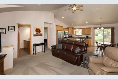 2524 31st Avenue S, Moorhead, MN 56560 - Photo 11