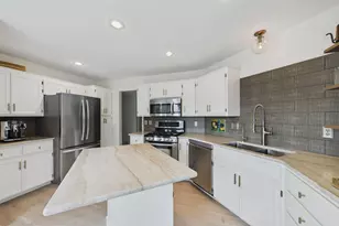 10670 57th Pl N, Plymouth, MN 55442 - Photo 9