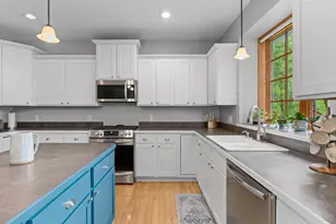 1361 Foxtail Glen, Mayer, MN 55360 - Photo 9