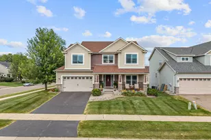950 Drew Dr, Woodbury, MN 55129 - Photo 3