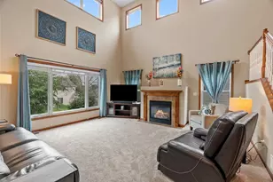 950 Drew Dr, Woodbury, MN 55129 - Photo 5