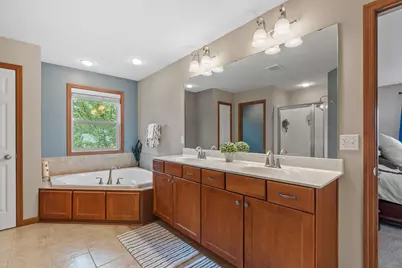 950 Drew Drive, Woodbury, MN 55129 - Photo 27