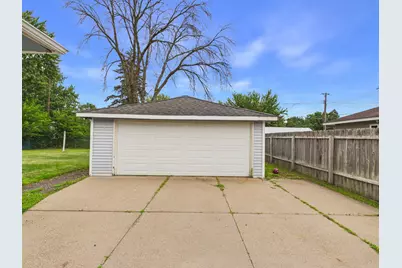 6306 Lee Avenue N, Brooklyn Center, MN 55429 - Photo 21