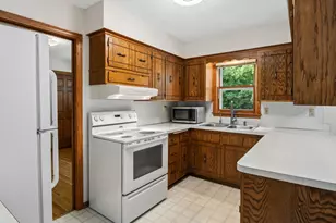 6573 Berkshire Ln N, Maple Grove, MN 55311 - Photo 7